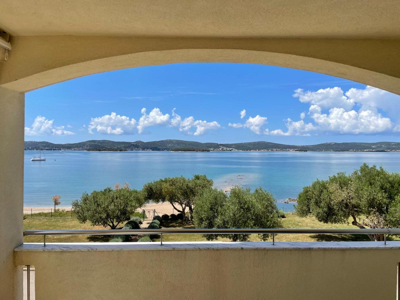 Luxury Beach Apartment Biograd Na Moru Exterior photo